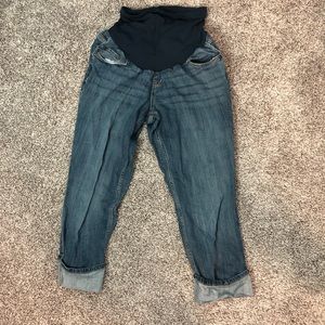 Relaxed fit maternity jeans